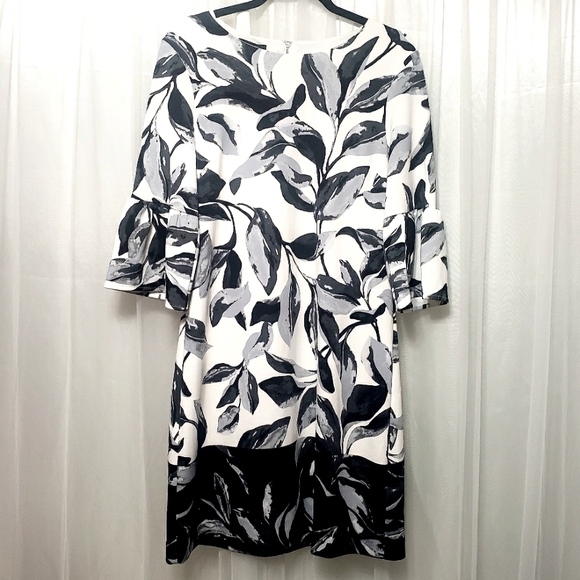 Alfani Dresses & Skirts - Alfani NWT Sz 6 Luxe Jungle Botanical Print Dress